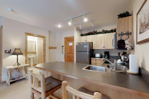 The Dakota Outpost image 9